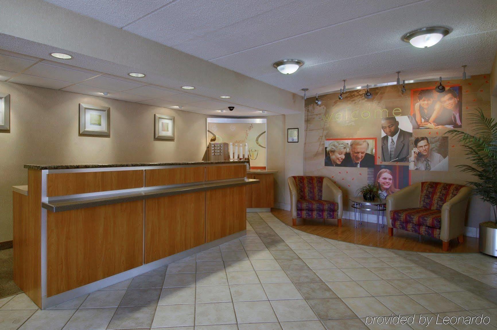 Red Roof Inn Atlanta - Smyrna/Ballpark Interior foto